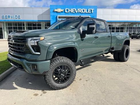 New 2026 Chevrolet Silverado 3500 LTZ w/ LTZ Plus Package AWD/4WD image 2