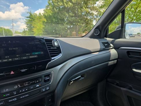 Used 2022 Honda Passport EX-L image 22