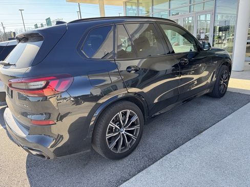 Certified 2023 BMW X5 xDrive45e w/ M Sport Package image 2