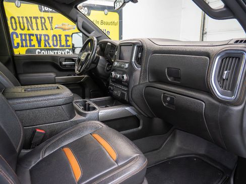 Used 2022 GMC Sierra 2500 AT4 image 20