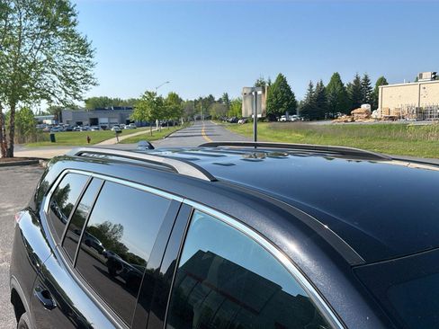 Used 2025 GMC Acadia Elevation w/ Elevation Premium Package AWD/4WD image 54