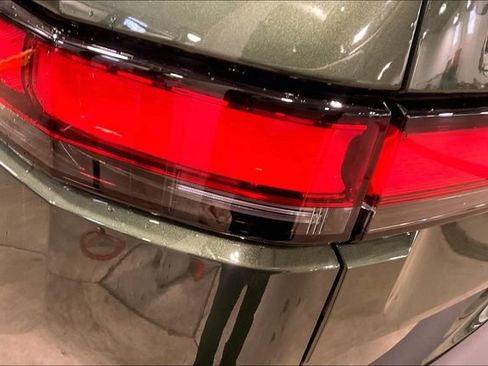 Used 2023 Rivian R1S Adventure AWD/4WD image 29