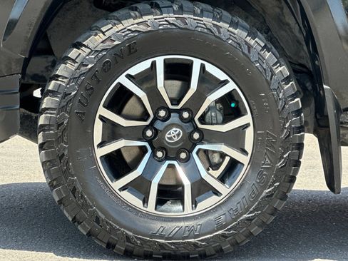 Used 2023 Toyota Tacoma TRD Sport w/ Advanced Technology Package AWD/4WD image 23