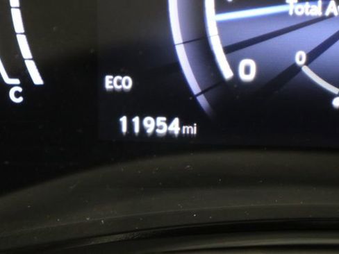 Used 2022 Lexus NX 350 F Sport image 40