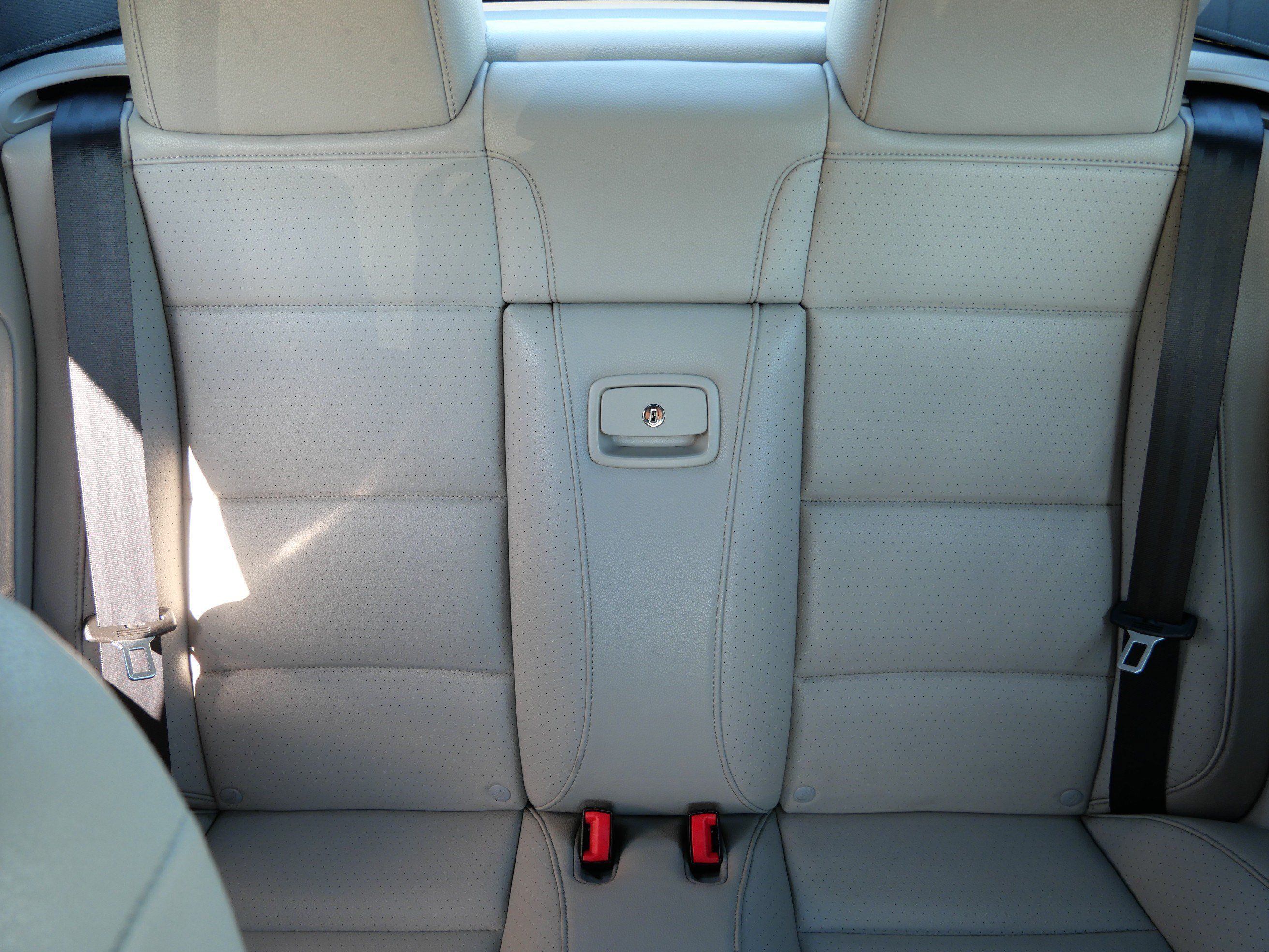 Used 2010 Volkswagen Eos Komfort FWD image 11