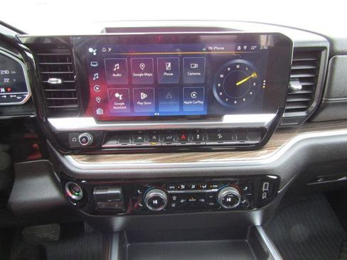 Used 2022 Chevrolet Silverado 1500 RST w/ Z71 Off-Road Package image 17