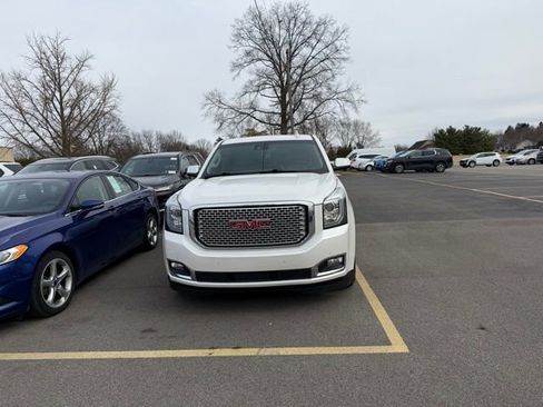 Used 2016 GMC Yukon Denali w/ Open Road Package image 3
