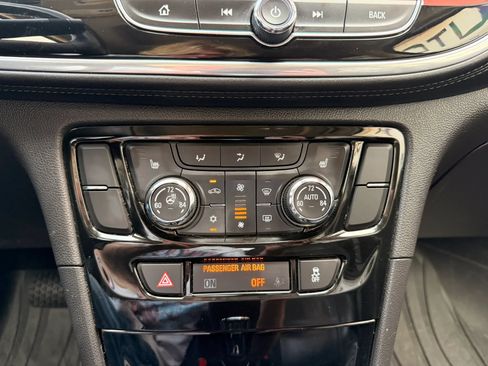 Used 2018 Buick Encore Essence FWD image 19
