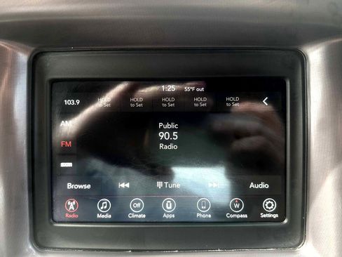 Used 2022 Dodge Charger SXT image 17
