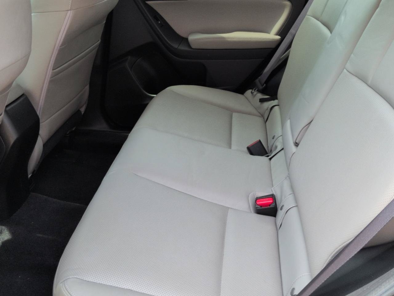 Used 2015 Subaru Forester 2.5i Limited AWD/4WD image 28