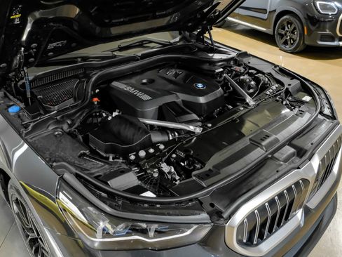 Used 2025 BMW 530i RWD image 53