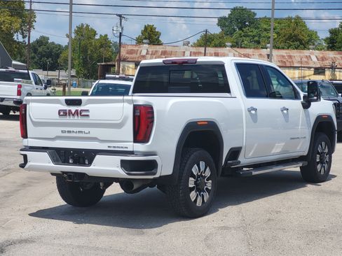 Used 2024 GMC Sierra 2500 Denali w/ Denali Reserve Package image 6