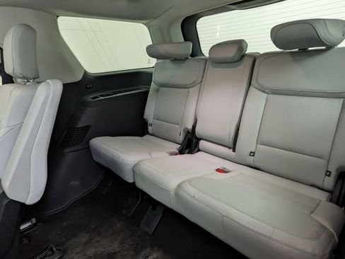 New 2025 Ford Expedition Platinum image 39