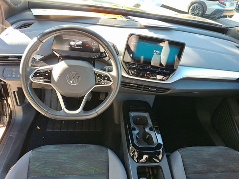 Certified 2022 Volkswagen ID.4 Pro image 11