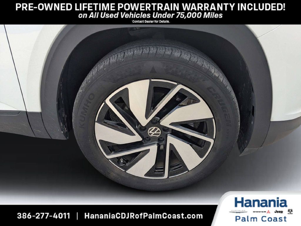 Used 2025 Volkswagen Atlas SE AWD/4WD image 10