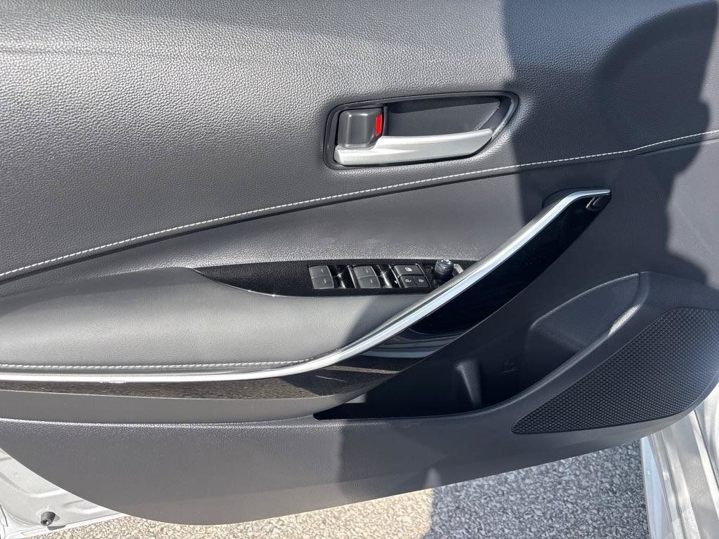 Used 2024 Toyota Corolla XSE FWD image 16