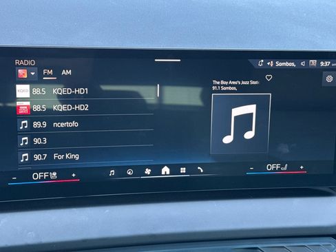 Used 2025 BMW X3 xDrive30i w/ Premium Package image 25