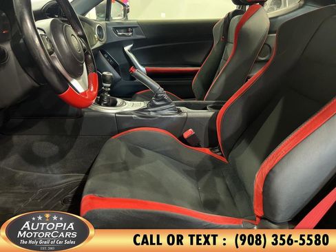 Used 2019 Toyota 86 TRD SE image 11