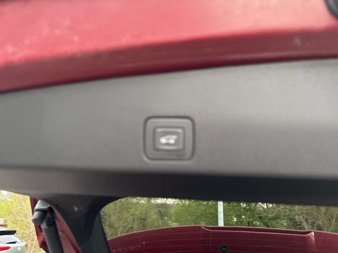 Used 2024 Buick Encore GX Sport Touring w/ Advanced Technology Package AWD/4WD image 15