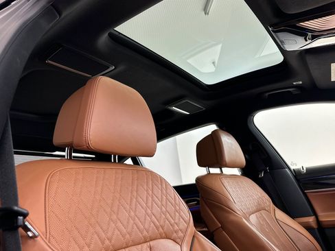 Used 2020 BMW 750i xDrive w/ Executive Package AWD/4WD image 25