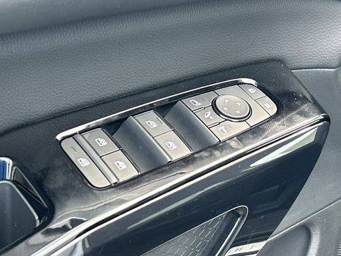 New 2026 Nissan Pathfinder Platinum AWD/4WD image 16