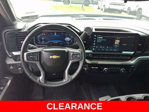 Used 2025 Chevrolet Silverado 1500 LT w/ Protection Package AWD/4WD image 12
