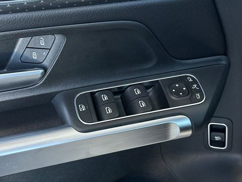 Certified 2026 Mercedes-Benz GLB 250 image 27