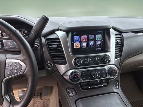 Used 2018 Chevrolet Tahoe Premier image 10