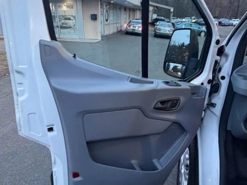 Used 2019 Ford Transit 250 130 Low Roof w/ Exterior Upgrade Package image 9
