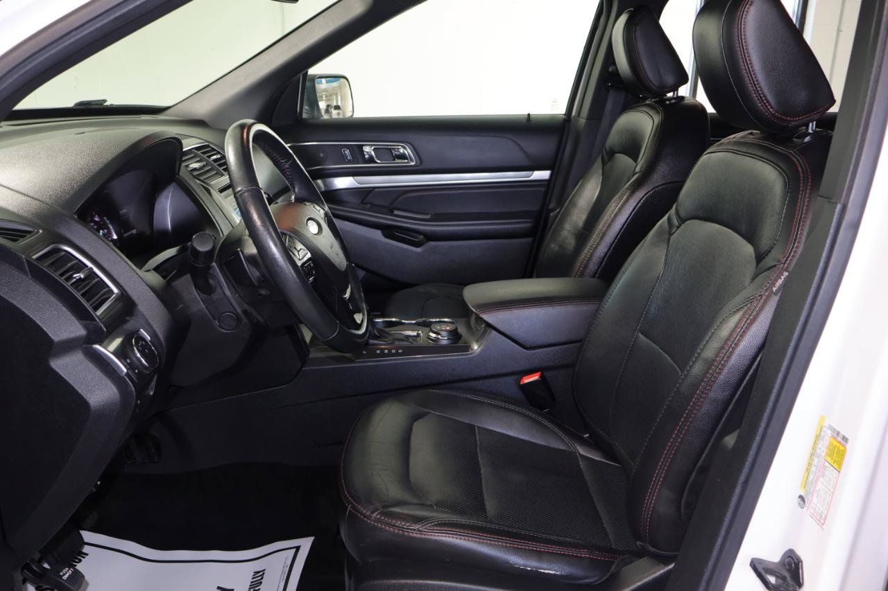 Used 2018 Ford Explorer Sport AWD/4WD image 17