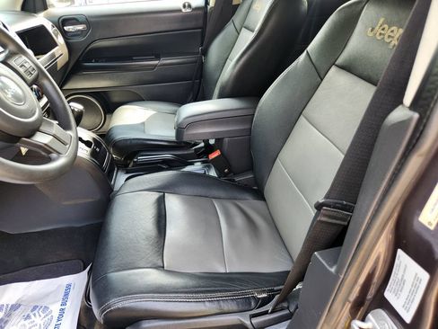 Used 2015 Jeep Patriot Sport w/ Power Value Group FWD image 18