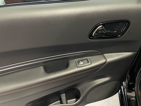 Used 2025 Dodge Durango GT w/ Blacktop Package image 34