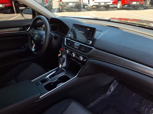 Used 2020 Honda Accord LX image 22