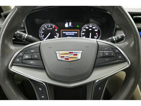 Used 2022 Cadillac XT5 Premium Luxury image 12