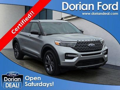 Certified 2023 Ford Explorer XLT w/ Equipment Group 202A