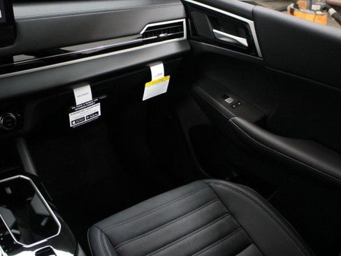 New 2026 Mitsubishi Outlander Trail Edition image 22