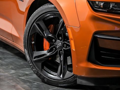 Used 2022 Chevrolet Camaro SS RWD image 3
