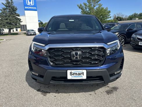 Used 2025 Honda Passport EX-L image 8