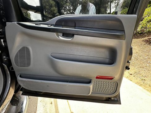 Used 2007 Ford F250 XLT RWD image 18