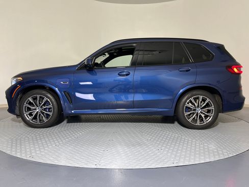 Certified 2023 BMW X5 xDrive45e w/ Executive Package image 2