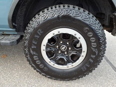 Used 2021 Ford Bronco Big Bend w/ Sasquatch Package image 9