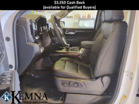 New 2026 GMC Sierra 1500 Elevation w/ Elevation Premium Package image 9