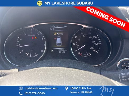 Used 2016 Nissan Rogue SL w/ SL Premium Package AWD/4WD image 9