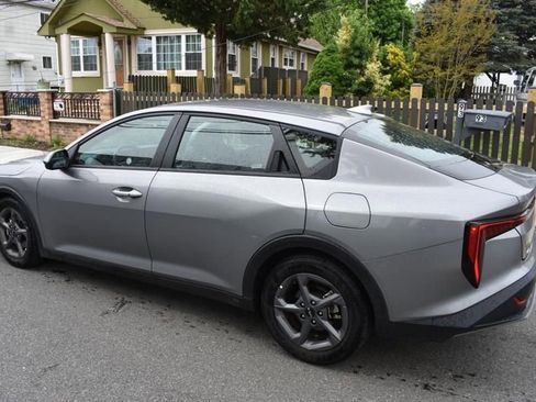 Used 2025 Kia K4 FWD image 5