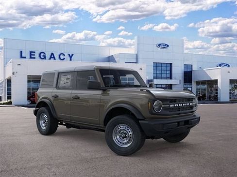 New 2026 Ford Bronco 4-Door AWD/4WD image 7