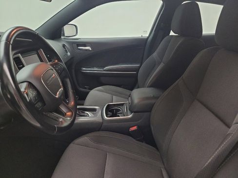 Used 2022 Dodge Charger SXT RWD image 17