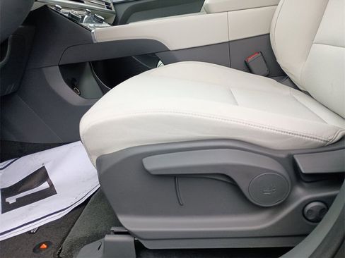 New 2026 Hyundai Santa Fe SE image 18