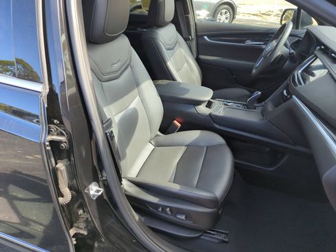 Used 2025 Cadillac XT5 Premium Luxury FWD image 35