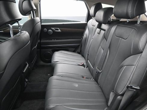 Used 2025 Genesis GV80 2.5T Advanced image 31