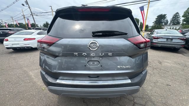 Used 2021 Nissan Rogue SV AWD/4WD image 6